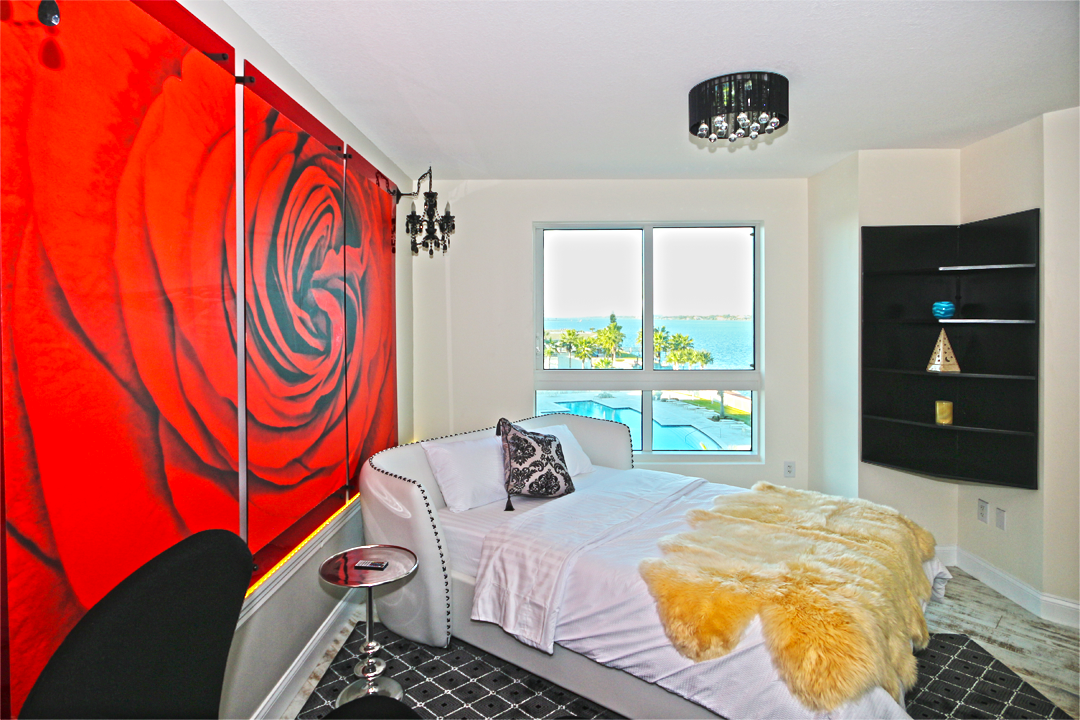 MG On The Halifax I Daytona Beach Condos l Riverfront Guest Suite